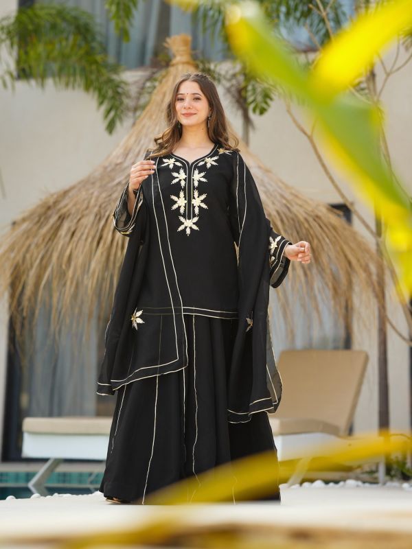 Heavenly Aura Kurta plazo set     