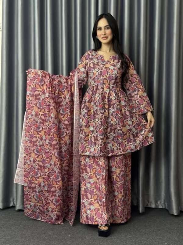  Heavenly Aura Kurta plazo set       